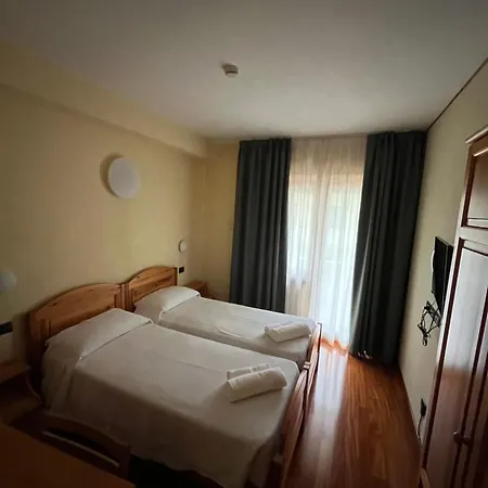 Hotel Giotto Garda (Verona)