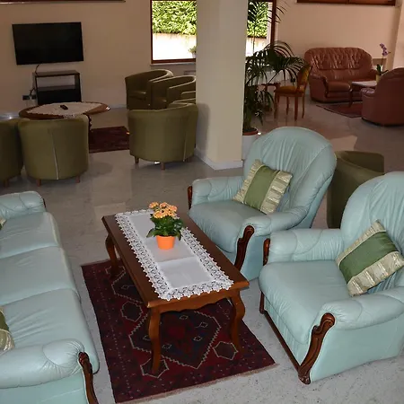 Giotto 2* Garda (Verona)