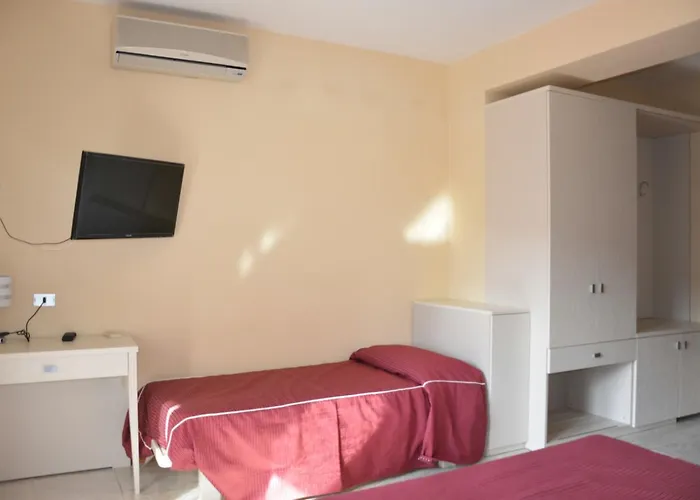 Giotto 2* Garda (Verona)