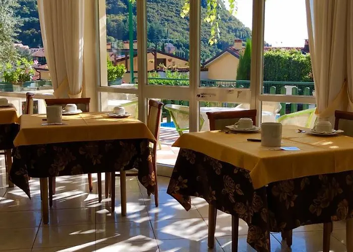 Hotel Giotto Garda (Verona)