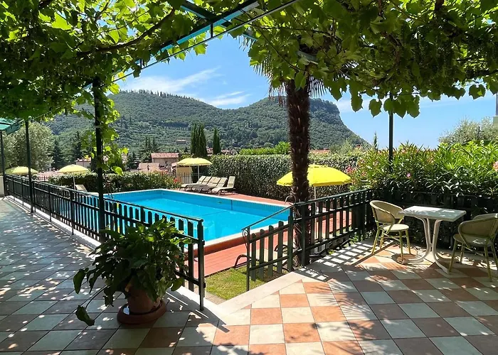 Giotto 2* Garda (Verona)