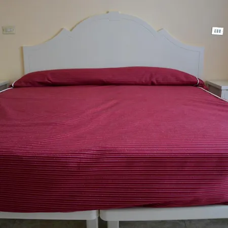 Giotto Hotel Garda (Verona)